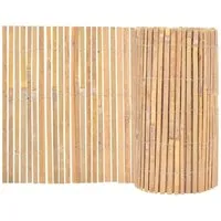 vidaXL Gartenzaun Bambus 1000x50cm - Natürliche Beetumrandung - Dekorative Zäune, ideal zur Abgrenzung von Gartenbereichen mit einem flexiblen, natürlichen Bambusdesign, das jedem Garten einen tropischen Charme verleiht.