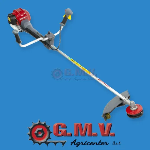 Honda UMK 450 XE Freischneider - Profigerät für Rasentrimmer mit kraftvollem Honda GX 50T 4-Takt-Motor, ideal für stärksten Bewuchs. Benutzerfreundlich dank Anti-Vibrations-Doppelhandgriff und EXTRA-Komfortgurt.