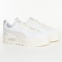 PUMA Mayze Thrifted Platform (W) - Damen Sneakers in Weiß - Stylische Damen Sneakers mit dicker Gummisohle und echtem Lederoberteil, ideal für den Alltag und kombiniert Komfort mit modernem Design.