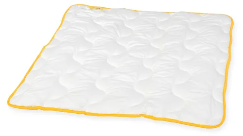 Traumschloss Baby Monobett Bettdecke normal 80 x 80 cm kuschelig weicher Bezugsstoff und atmungsaktive Faserfüllung