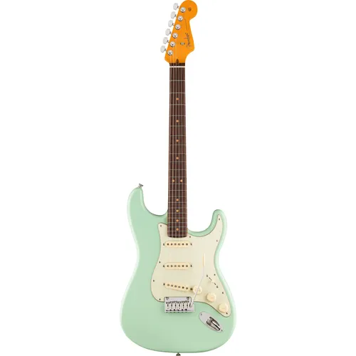 Fender Ultra Luxe 60s Strat RW SFG - E-Gitarre in Surf Green - ST-Gitarren; Hochwertige Stratocaster mit 22 Medium Jumbo Edelstahlbünden und 3x Pure Vintage '61 Single-Coil Tonabnehmer für erstklassigen Sound und Spielkomfort.