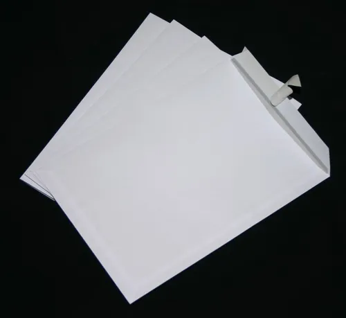 Produktbild St. Versandtaschen DIN A4 C4 weiß mit Fenster Briefumschläge Kuvert HK Post 50