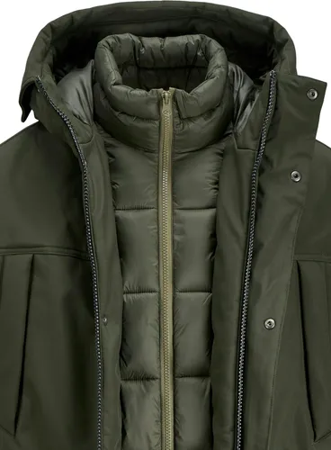 JACK & JONES Male Softshell Jacke - Stylische Softshell Jacke im Regular Fit mit Kapuze und Kordelzug. Ideal für den Alltag, bietet sie Komfort und Vielseitigkeit in jedem Wetter.