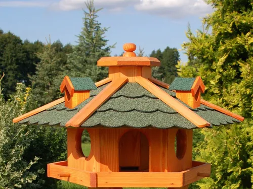 DSH DEKO SHOP HANNUSCH Vogelhaus mit Bitumschindeln von DSH DEKO SHOP HANNUSCH