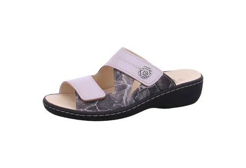 Belvida Pantolette 42.455.0-005 in Nuss-Taupe - Bequeme Damen Pantoletten mit Lederdecksohle und Wechselfußbett, ideal für individuelle Einlagen. Flexibel und mit dezentem Klettverschluss für besten Halt.