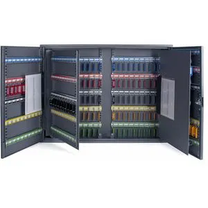 Pavo Schlüsselkasten 8032129, 300 Haken mit Zylinderschloss - Metallschlüsselschrank für bis zu 300 Schlüssel, mit sicherem Zylinderschloss und seitlichem Einwurfschlitz für einfache Rückgabe. Ideal für Organisation und Sicherheit.