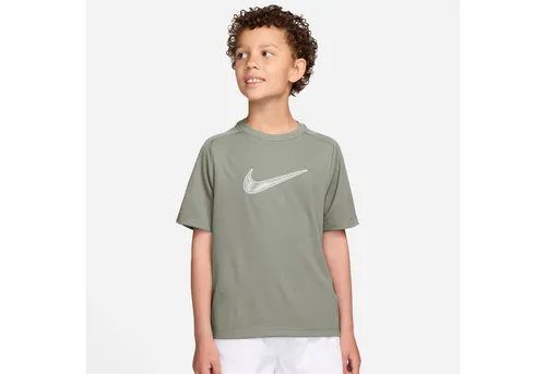 NIKE Kinder Shirt B NK DF MULTI SS TOP HBR - Sportliches Kinderoberteil mit Dri-FIT-Technologie für hohen Tragekomfort. Ideal für aktive Kids, die beim Spielen nicht eingeschränkt werden möchten. Hochwertige Sportbekleidung für alle Aktivitäten im INTERSPORT Online Shop.