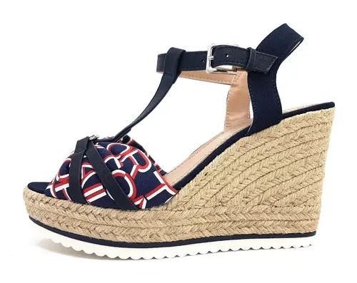 Tom Tailor Damen Keilsandaletten Dunkelblau Größe 36 - Elegante Tom Tailor Keilsandaletten für Damen in Dunkelblau. Mit rutschhemmender Sohle und leicht gepolsterter Decksohle bieten sie Komfort und Stil für sommerliche Anlässe.