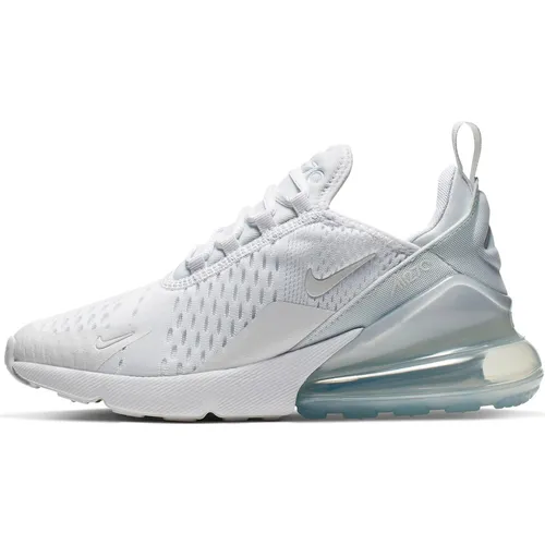 Nike Air Max 270 Kinder Sneaker in White-Metallic Silver - Sportliche Kinder Sneakers mit großem, sichtbarem Air-Fersenelement für optimalen Komfort; ideal für aktive Kids und vielseitige Freizeitlooks.