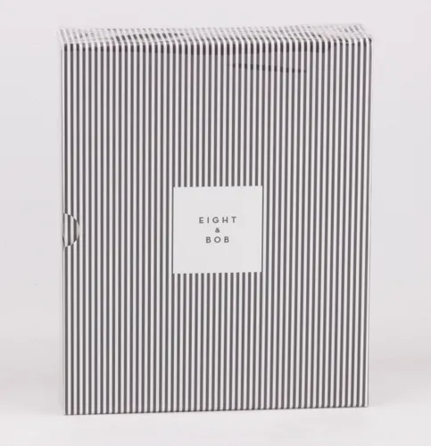 Eight & Bob Eau de Parfum Book Edition 100ml - Exklusive Duftkomposition - Herrenparfüm in der eleganten Book Edition, 100 ml Spray für einen unvergesslichen, luxuriösen Duft.