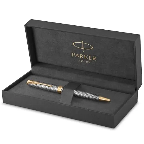 Parker Sonnet Kugelschreiber - Chiselled Silver, mittlere Spitze, Geschenkbox - Utensilien zum Schreiben und Zeichnen - Erleben Sie elegantes Schreiben mit dem Parker Sonnet aus Sterlingsilber, inklusive edler Geschenkbox für besondere Anlässe.