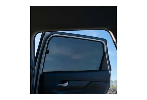 Sonnenschutz für BMW 5er E60 M5 Limo 2003-2010 - 2tlg - Praktischer Sonnenschutz für die Heckscheibe, einfach zu montieren und leicht zu reinigen. Ideal für Kinder, Haustiere und optimalen UV-Schutz.