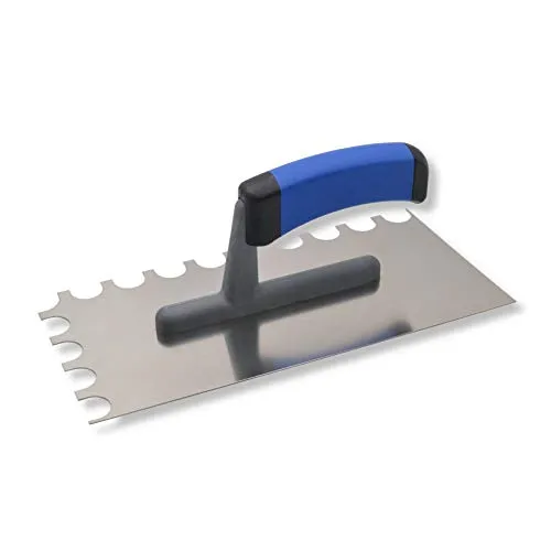 DEWEPRO® Zahnkelle - gezahnte Glättekelle mit 20x15mm Torbogenzahnung - Die DEWEPRO Zahnkelle ist Ihr perfektes Werkzeug für Fliesenleger und Handwerker. Mit der halbrunden Zahnung (20x15mm) ermöglicht sie einen gleichmäßigen Kleberauftrag für optimale Ergebnisse. Robustes Edelstahlblatt für Langlebigkeit und einfache Reinigung.