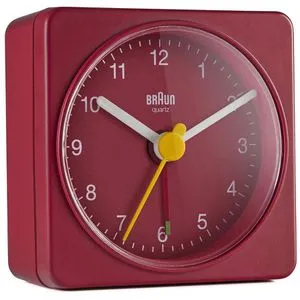 Braun Wecker BC02R rot - Analog Quarzuhr - Wecker mit Crescendo Alarm für sanftes Aufwachen, nachleuchtenden Zeigern und geräuscharmem Uhrwerk. Ideal für ruhige Schlafzimmer.