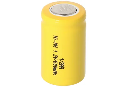 AccuCell 1/2AA Akku mit 1,2 Volt Spannung und 600mAh Kapazität, 25,5 x 14,5 mm