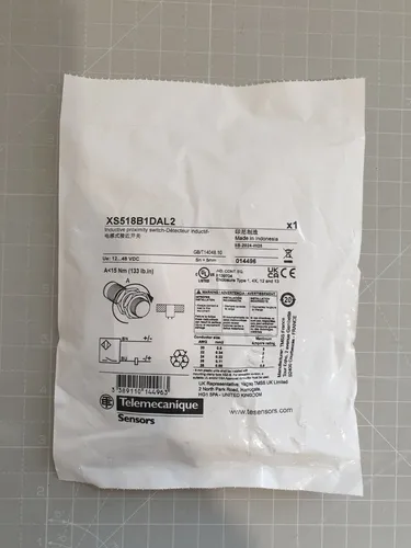 Telemecanique XS518B1DAL2 Induktiver Näherungssensor - Sonstige Sensoren, präzise und zuverlässige Erkennung von Objekten in einem Bereich von 0,2 bis 5 cm