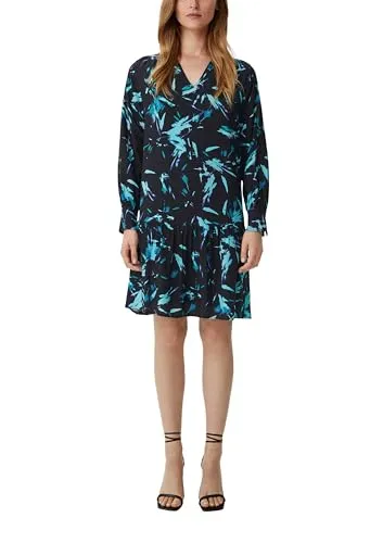 comma Kleid - Fließendes Freizeitkleid - Freizeitkleid für Damen aus Viskose und Popeline, mit Raffung und Allover-Print für einen lässigen Look. Ideal für jeden Anlass mit einer Rückenlänge von 95 cm bei Größe 36.