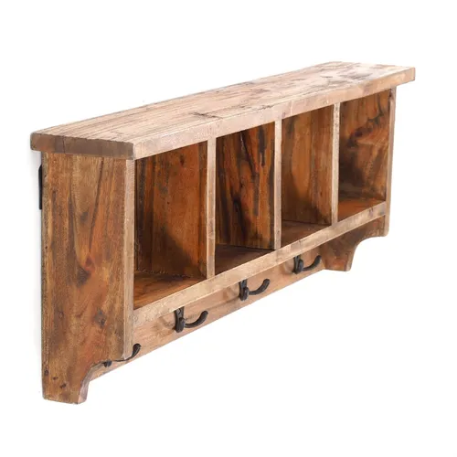Wandgarderobe mit Regal