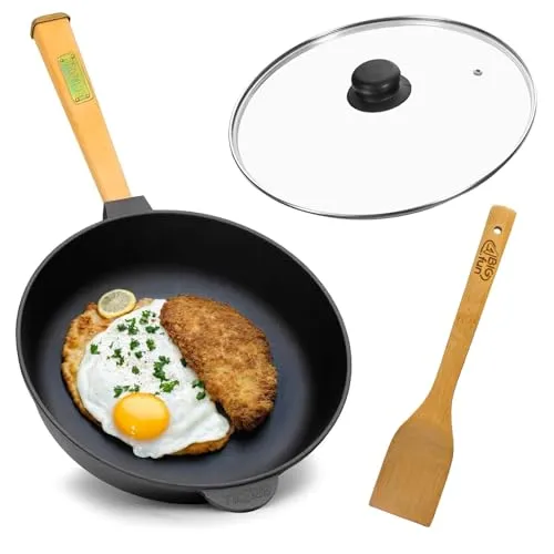 4BIG.fun Gusseisenpfanne Ø28cm mit Holzgriff und Glasdeckel - Vielseitige Gusseisenpfanne für alle Herdarten, ideal zum Braten, Schmoren und Backen. Der abschraubbare Glasdeckel schützt vor Fettspritzern und ermöglicht einfaches Beobachten des Garvorgangs.