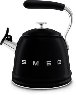 Smeg WKF01BL Wasserkocher Topf in schwarz von Smeg