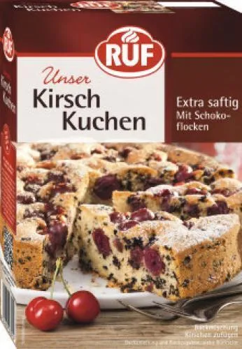 RUF Kirschkuchen Backmischung - Kuchenmischung für saftigen Rührkuchen mit Früchten und Schokoflocken, einfach zuzubereiten und vielseitig mit verschiedenen Obstsorten.