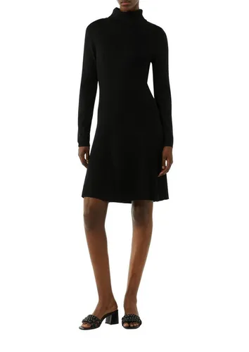 comma Kleid - Slim Fit Turtleneck - Freizeitkleid für Damen mit langen Ärmeln und Rippstruktur, ideal für einen eleganten Look und hohen Tragekomfort.