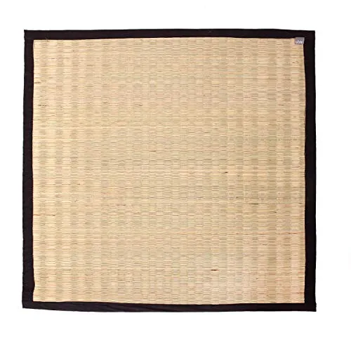 Bodhi Tatami Rollmatte 80 x 80 cm | Japan-Stil | Nachhaltige Igusa-Gras Matte - Traditionelle Tatami Rollmatte aus hochwertigem Igusa-Gras, ideal als Sitz- und Liegeunterlage. Leicht und praktisch für unterwegs, perfekt für Meditations- und Yoga-Anwendungen.