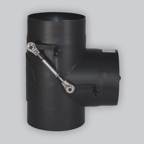 Umlenkklappe mit Revisionstür, Ø 150 mm, Senotherm schwarz - Flexible Umlenkklappe für die gezielte Abgasführung. Dank des 8 x 8 mm Innenvierkants ist eine einfache Steuerung möglich. Die Revisionsklappe ermöglicht eine einfache Wartung und Reinigung, ideal für Kachelöfen und Grundöfen.