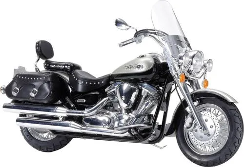 Tamiya 14135 Yamaha XV1600 Roadstar Custom Motorradmodell Bausatz 1:12 - Automobile - Detaillierter Bausatz eines maßgeschneiderten Yamaha XV1600 Roadstar Motorrads im Maßstab 1:12 mit realistischen Abziehbildern und Maskierungsaufklebern für individuelle Lackierungen.