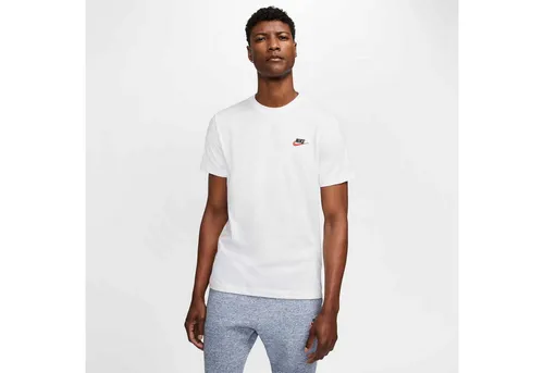 NIKE Herren T-Shirt M NSW CLUB TEE - Shirts & Tops - Hochwertiges Baumwollmaterial und klassische Passform für optimalen Tragekomfort. Mit gesticktem Futura-Logo für einen unverwechselbaren Nike Style.