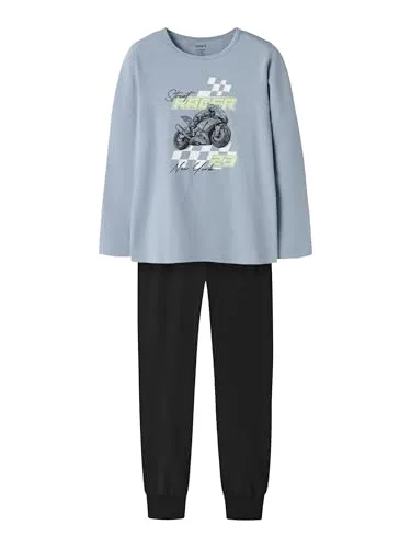 NAME IT Boy Nachtwäsche-Set aus Bio-Baumwolle - Zweiteiliger Pyjama mit langen Ärmeln und elastischem Bund, ideal für gemütliche Nächte. Hergestellt aus 95% Bio-Baumwolle für ein angenehmes Tragegefühl.