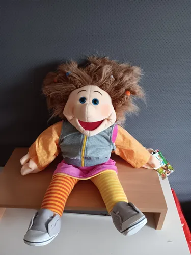 LIVING PUPPETS Lana, 65 cm Neugeborenenpuppe - Puppen & -Spielsets, weiche und kuschelige Neugeborenenpuppe ideal für fantasievolles Spielen und Rollenspiele.