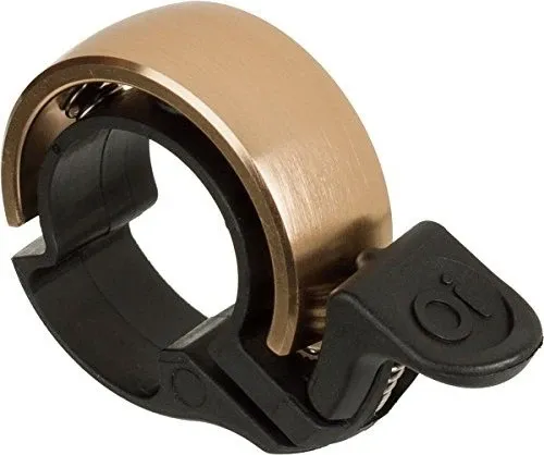 Knog Oi Classic Small Fahrradklingel 22,2 mm white/brass