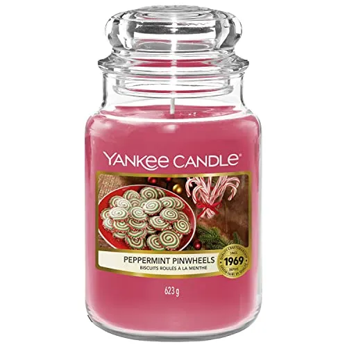 Yankee Candle Peppermint Pinwheels Duftkerze - Kerzen im Glas mit einem süßen Pfefferminz-Duft, ideal für winterliche Gemütlichkeit. Brenndauer bis zu 150 Stunden sorgt für langanhaltendes Dufterlebnis.
