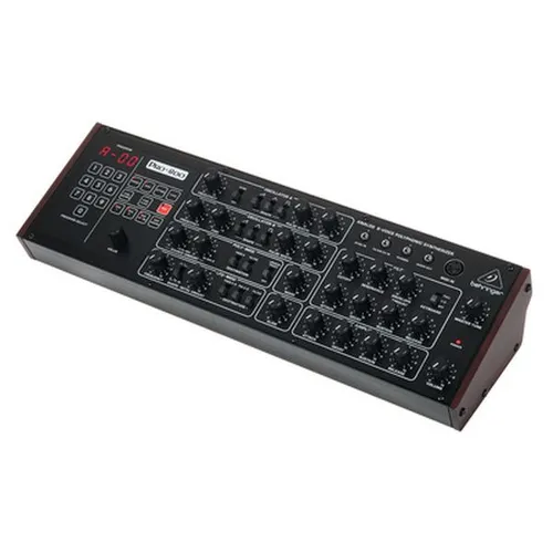 Behringer Pro-800 - 8-stimmiger Analog Synthesizer - Synthesizer, Workstations & Module; 8-stimmiger Analog Synthesizer mit zwei Oszillatoren pro Stimme und umfangreichen Modulationsmöglichkeiten für kreative Klanggestaltung.