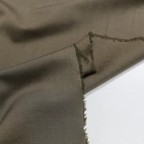 Polyester-Stoff Bekleidungsstoff weiche Meterware in Khaki für Blusen u. Shirts