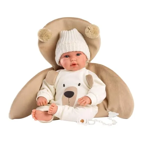 Llorens 1063645 Babypuppe mit Bären-Outfit - Niedliche 42 cm große Weichkörperpuppe mit blauen Augen, handgefertigt in Spanien. Inklusive Bären-Motiv-Outfit, Schnuller und flauschiger Decke - das perfekte Geschenk für kleine Puppeneltern.