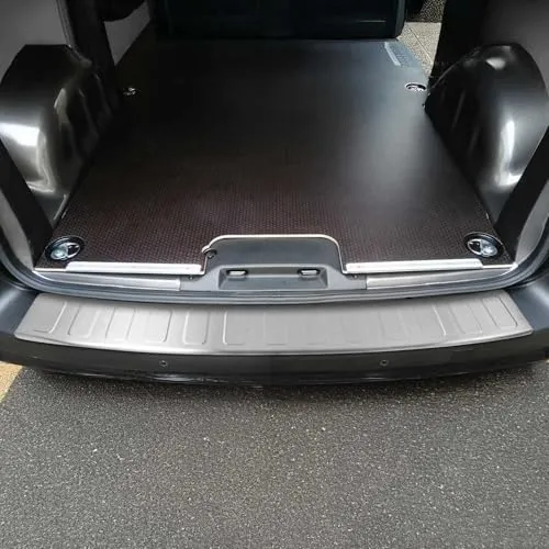 OMAC Ladekantenschutz für Opel Vivaro C 2019-2024 - Abdeckblenden aus rostfreiem Edelstahl, maßgeschneidert für optimalen Schutz vor Kratzern und Stößen. Einfache Installation in nur wenigen Minuten ohne Bohren.