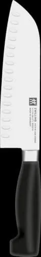 ZWILLING Four Stars Antokumesser 18 cm - Wellenschliff - Küchenmesser mit 18 cm Klinge, ideal für große Materialien. Hergestellt aus exklusivem rostfreien Zwillingstahl für langlebige Qualität und modernes Design.