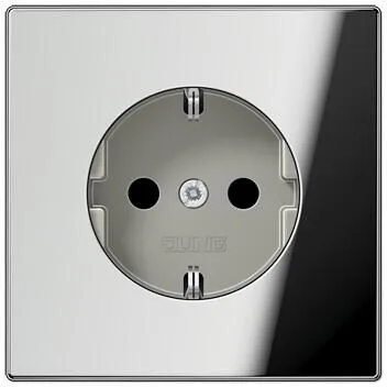 JUNG GCR1520KI SCHUKO Steckdose Glanzchrom - Hochwertige SCHUKO Steckdose aus verchromtem Metall mit glänzender Oberfläche, ideal für anspruchsvolle Wohn- und Gewerbebauten. Teil der exklusiven JUNG Serie LS für stilvolle Raumgestaltungen.
