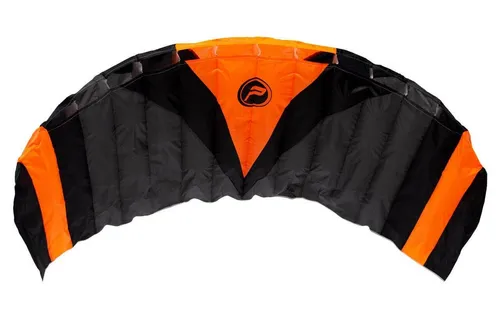 Wolkenstürmer® Paraflex Trainer 2.3 (schwarz/orange) - Flugfertiger Trainer Kite mit Lenkbar - Kites für Kitesurfing - Perfekter Einstieg in den Kitesport mit sofort einsatzbereitem Trainerkite und robustem Ripstop Polyester für hohe Haltbarkeit.