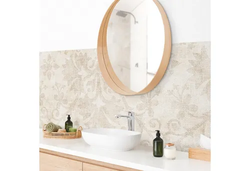 Bilderdepot24 Badrückwand beige fugenlose Wandverkleidung Bad Shabby, (Hartfolie matt » Selbstklebend SMART 0,35 mm), wasserfestes Wandpaneel Antiker Damast