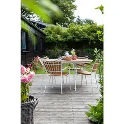 Gardenson Gartentisch von Gardenson