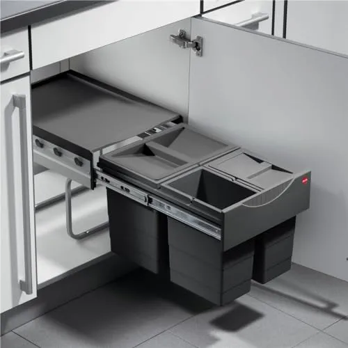 Hailo Abfallsammler 364253 - Raumspar-Tandem für 40cm Schränke, 3-fach Unterteilung mit 18L und 2x 8,5L Inneneimern, ideal für effiziente Abfalltrennung und einfache Montage.
