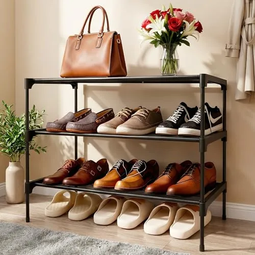 LINKINNO Schuhregal mit 3 Ebenen, Stapelbar Schuhregal aus Metall für 12 Paar Schuhe für Wohnzimmer, Flur, Schlafzimmer (70 x 30 x 45 cm, Schwarz) (BLACK)