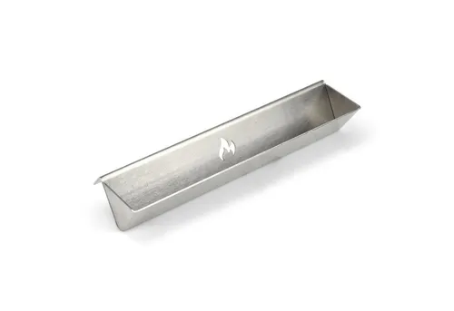 Grillrost.com BBQ Grillrost Smokerschiene - Made in Germany - Grillzubehör für Gasgrills, verwandelt deinen Grill in einen Smoker für intensives Aroma. Einfach anbringen und Räucherchips nutzen für köstliche Grillgerichte.