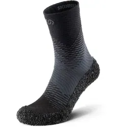 Skinners Unisex Skinners 2.0 Compression schwarz - Wanderschuhe mit hohem Bund, ideal für Fitness und Sport. Genießen Sie das Barfußgefühl mit hervorragendem Grip und maximalem Komfort – perfekt für alle Aktivitäten!