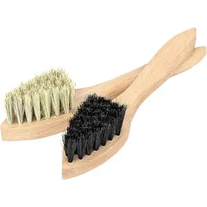 Peggy-Perfect Schuhbürste Auftragsbürste 2er-Set - Praktisches 2er-Set zur optimalen Pflege von Glattleder. Helle Bürste für helles Leder, dunkle Bürste für dunkles Leder. Flexible Borsten sorgen für eine gründliche Anwendung der Schuhcreme.