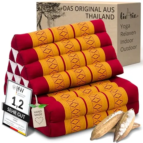 livasia Thaikissen mit 2 Auflagen - 120x50x8cm - Faltbares Dreieckskissen in Rot/Gelb - Erlebe entspannende Momente mit dem livasia Thaikissen! Die zwei faltbaren Auflagen bieten eine gemütliche Liegefläche und sind ideal für Yoga, Meditation oder Gartenpartys. Handgefertigt aus natürlichen Materialien, vereint es Komfort und Stil.