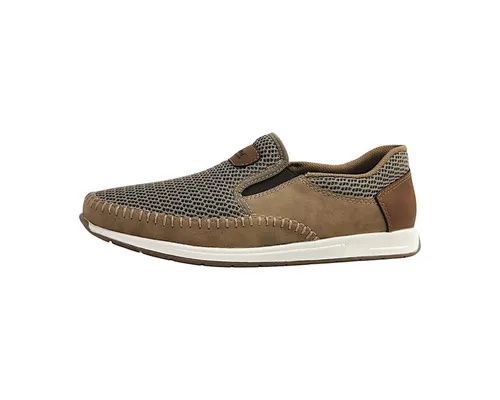 Rieker Slipper in Braun - Laufschuhe in Größe 47 EU, mit bequemem Schlupfdesign und atmungsaktivem Mesh-Obermaterial für optimalen Tragekomfort.